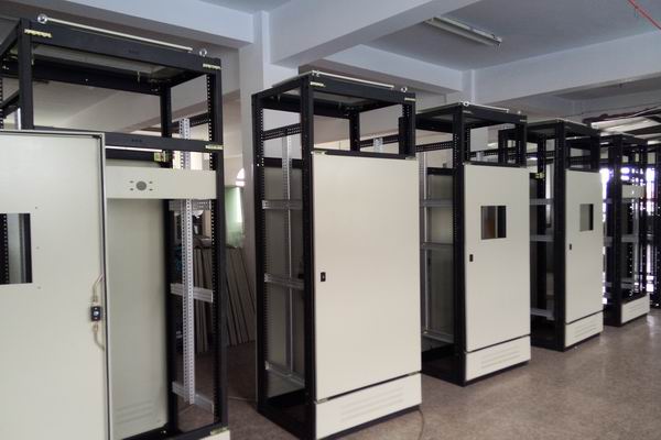 黄岛配电箱-配电箱如何进行分类种类有哪些